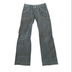 Athleta army green cargo style organic cotton blend utility gorpcore pant size 2